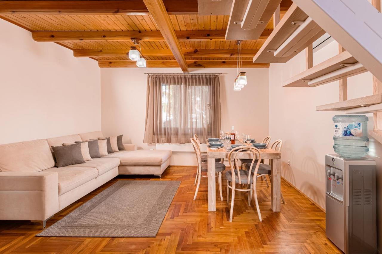 Villa Posteleki Vendeghaz-Nyugalom Szigetei Gyula Exterior foto