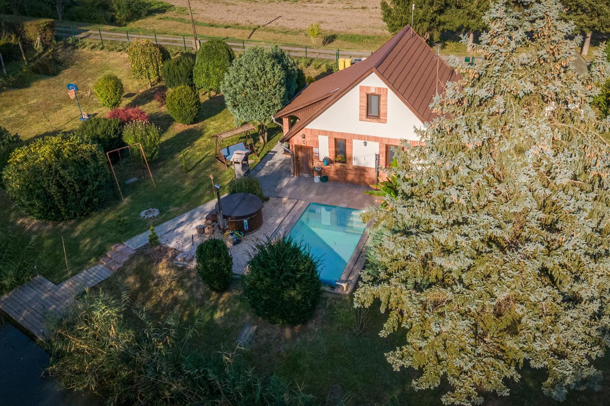 Villa Posteleki Vendeghaz-Nyugalom Szigetei Gyula Exterior foto