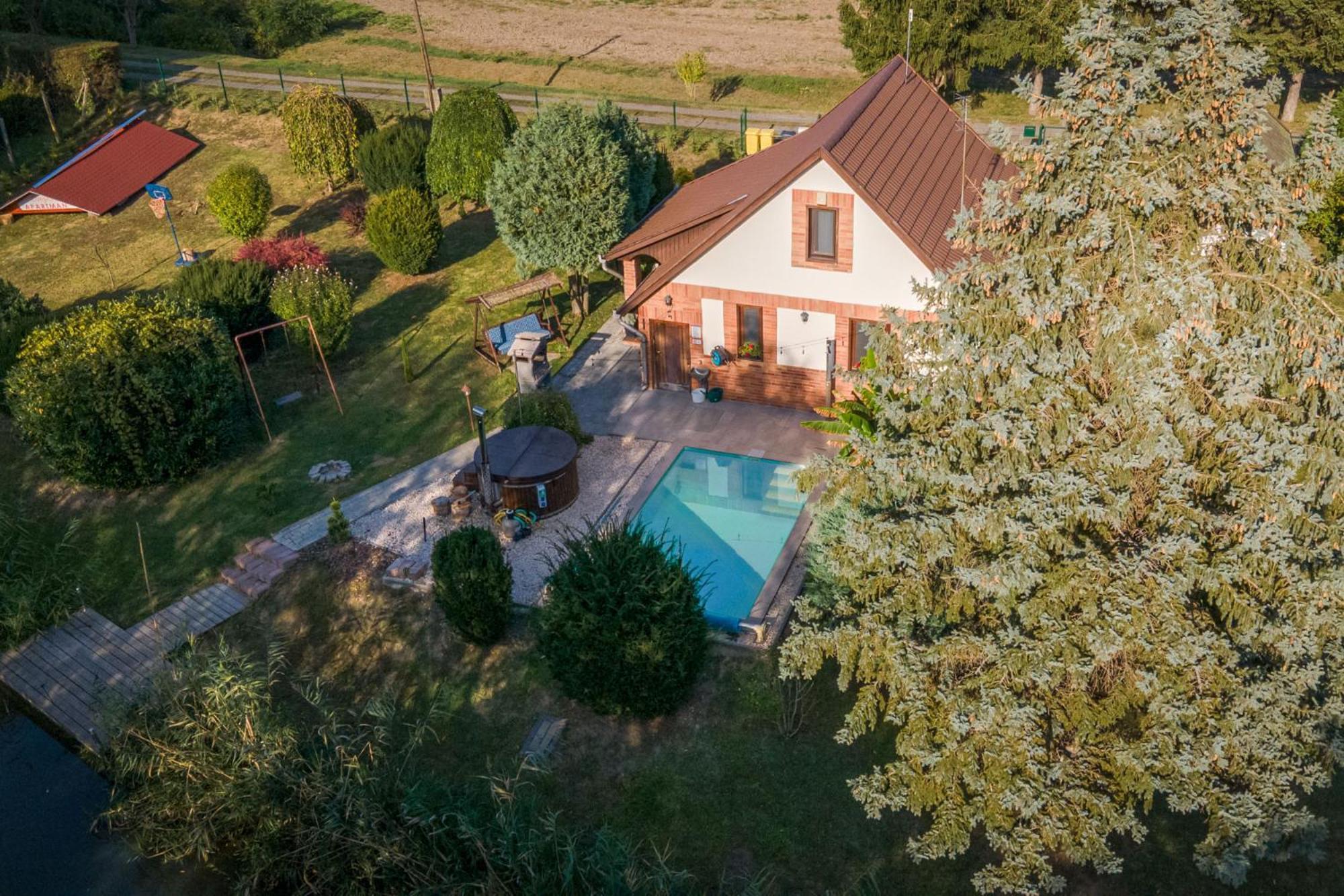 Villa Posteleki Vendeghaz-Nyugalom Szigetei Gyula Exterior foto